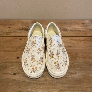 Vans slip on sneakers with Vintage Floral detail